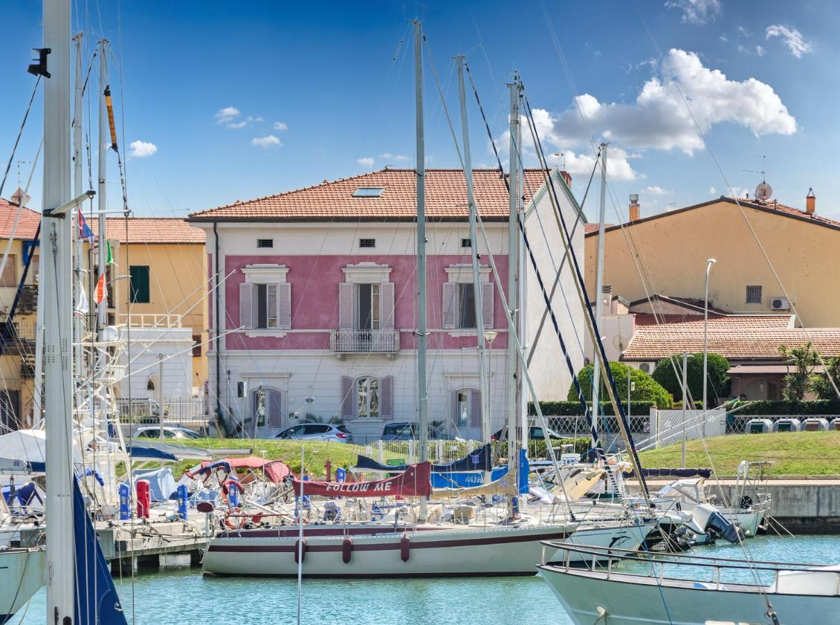 Villino Ermione Hotell Marina Di Pisa Eksteriør bilde