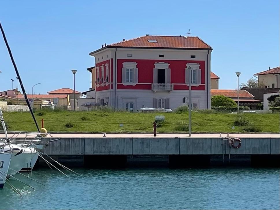 Villino Ermione Hotell Marina Di Pisa Eksteriør bilde