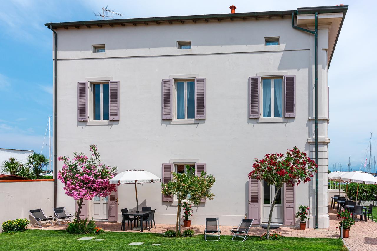 Villino Ermione Hotell Marina Di Pisa Eksteriør bilde