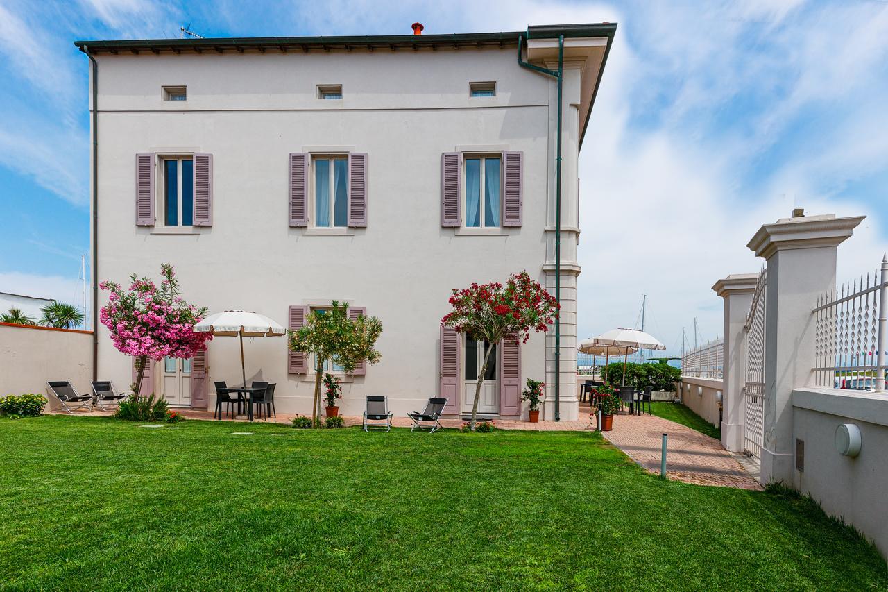 Villino Ermione Hotell Marina Di Pisa Eksteriør bilde